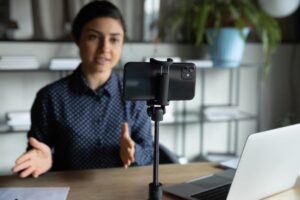 A woman recording an effective marketing video For IG