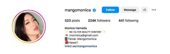 mangomoniica influencer instagram profile screenshot